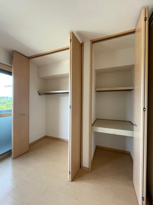 物件内観写真13　(収納)