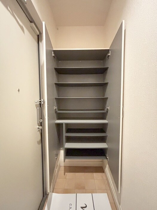 物件内観写真19　(室内からの展望)