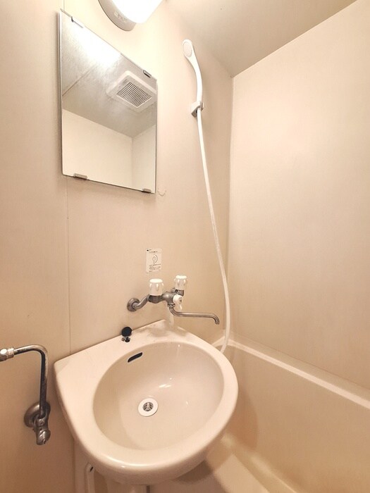 物件内観写真12　(洗面)