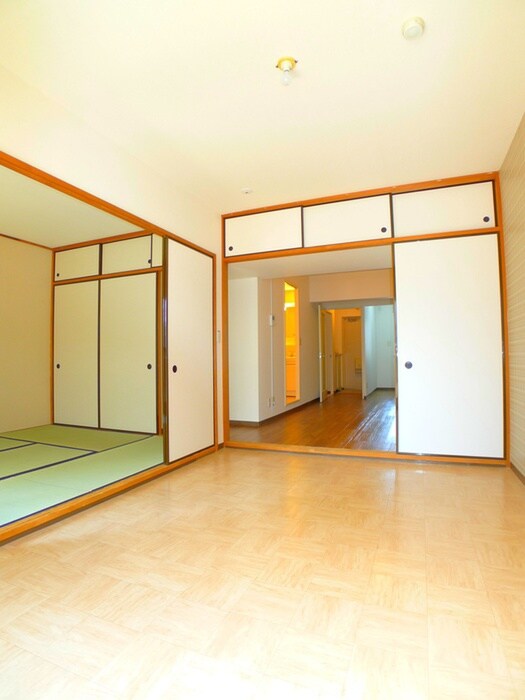 物件内観写真9　(居室)