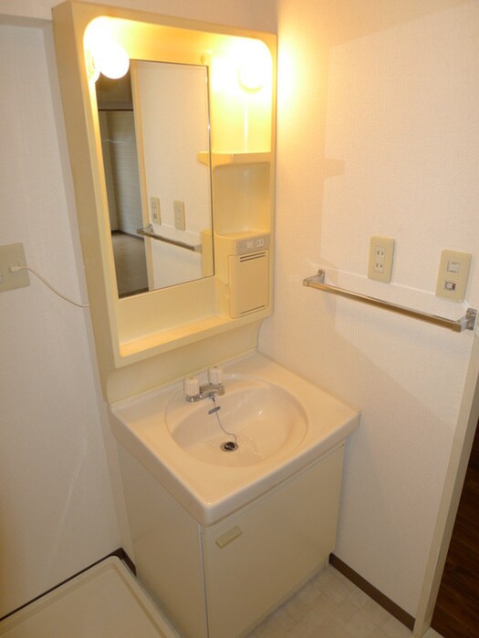 物件内観写真12　(洗面)