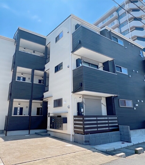 物件外観写真3　(外観写真)