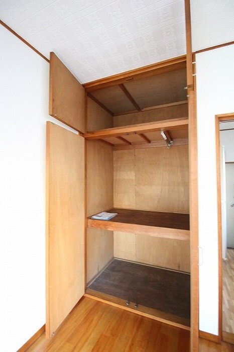 物件内観写真16　(収納)