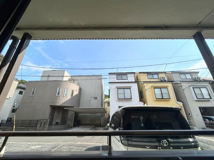 物件内観写真13　(室内からの展望)