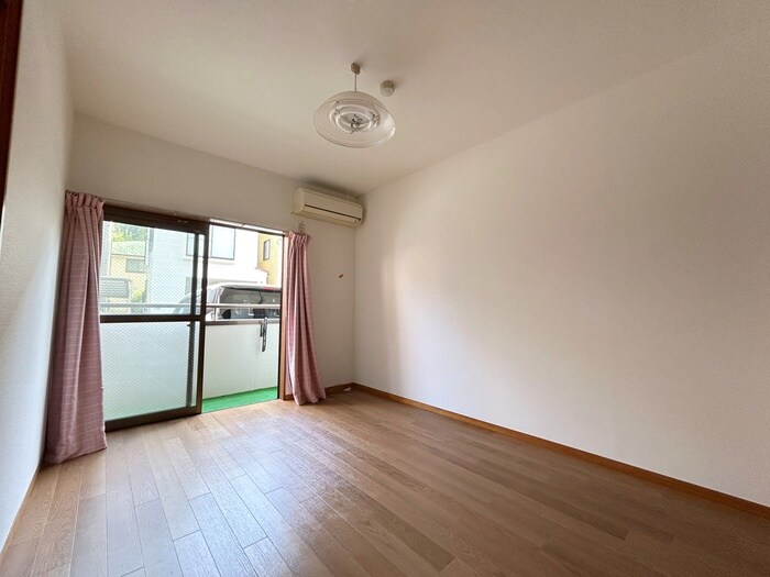 物件内観写真19　(居室)