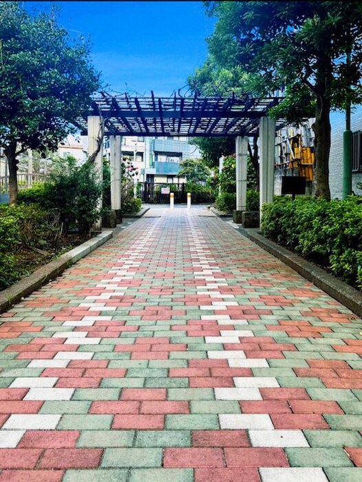 物件外観写真2　(周辺環境)