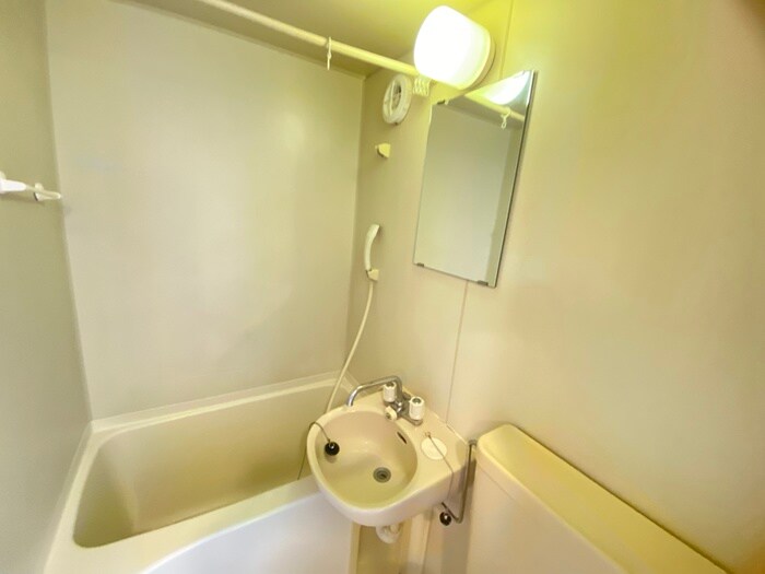 物件内観写真11　(洗面)