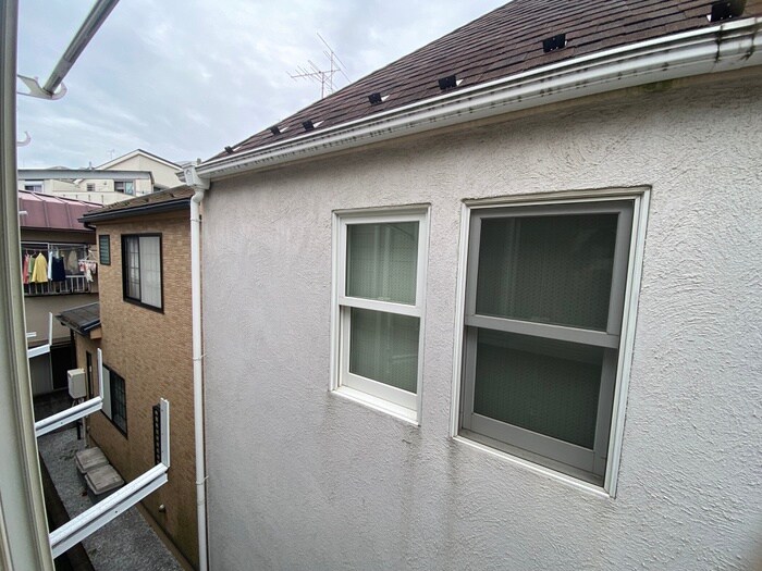 物件内観写真15　(室内からの展望)