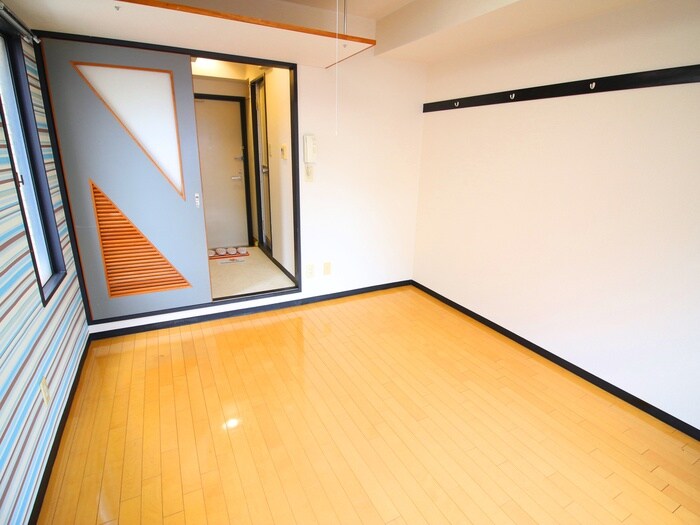 物件内観写真10　(居室)