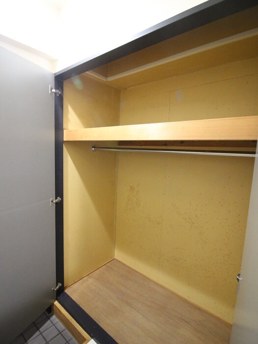 物件内観写真11　(収納)