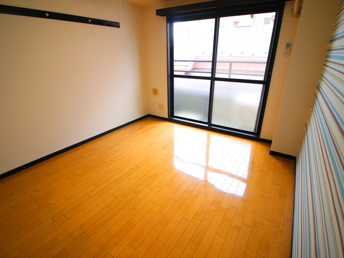 物件内観写真11　(居室)