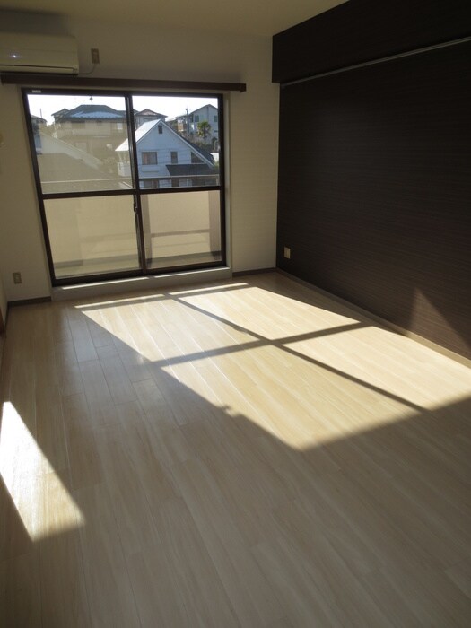 物件内観写真12　(居室)