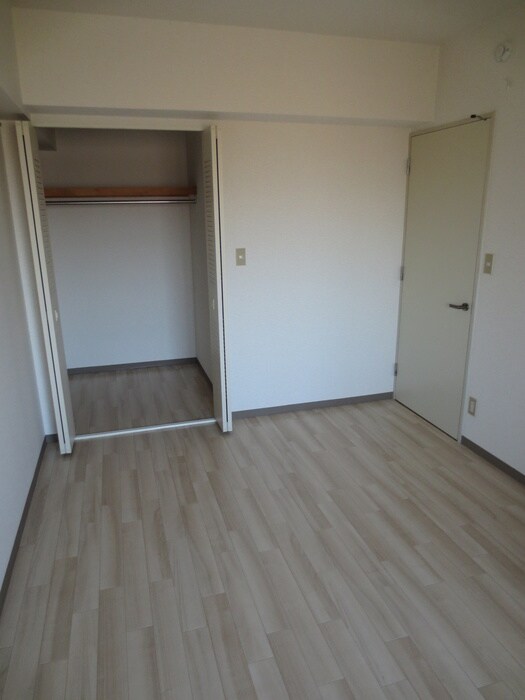 物件内観写真13　(居室)