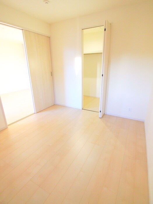 物件内観写真18　(居室)