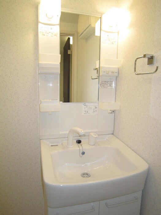 物件内観写真10　(洗面)