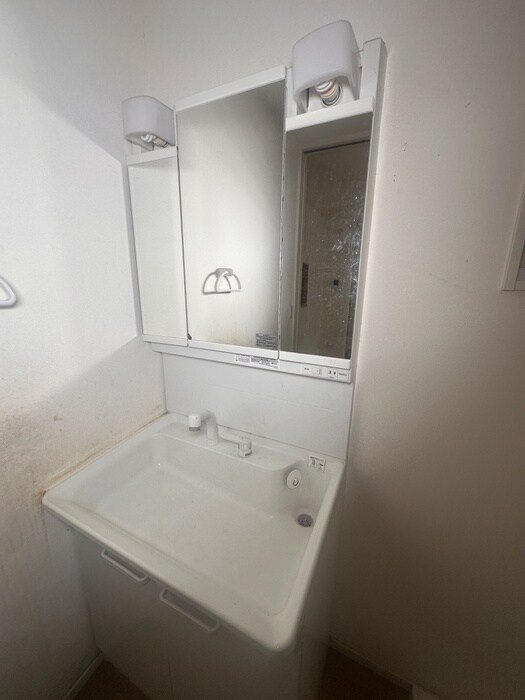 物件内観写真11　(洗面)