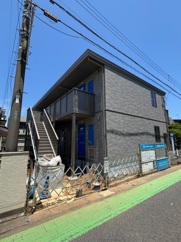 建築中