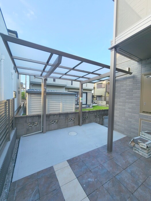 物件外観写真3　(駐輪場)