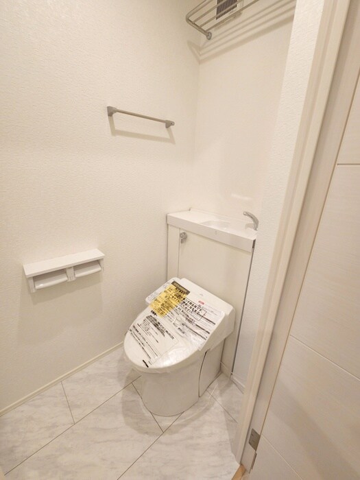 物件内観写真14　(トイレ)