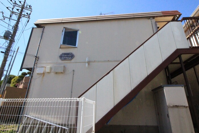 物件外観写真4　(外観写真)