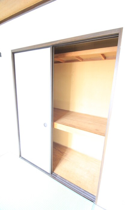 物件内観写真11　(収納)