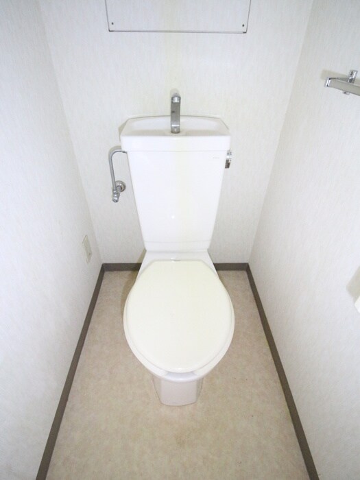 物件内観写真10　(トイレ)