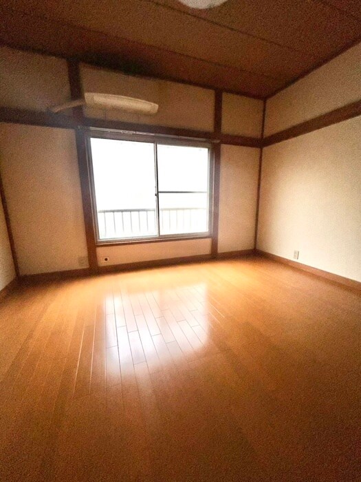 物件内観写真9　(居室)