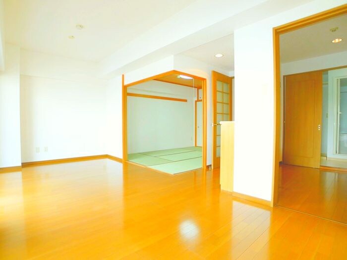 物件内観写真9　(居室)