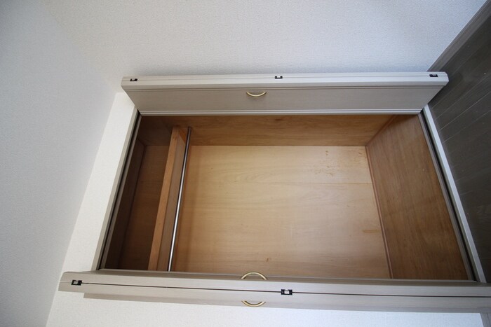 物件内観写真13　(収納)