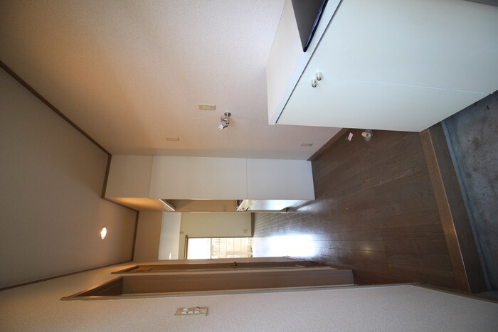 物件内観写真14　(玄関)