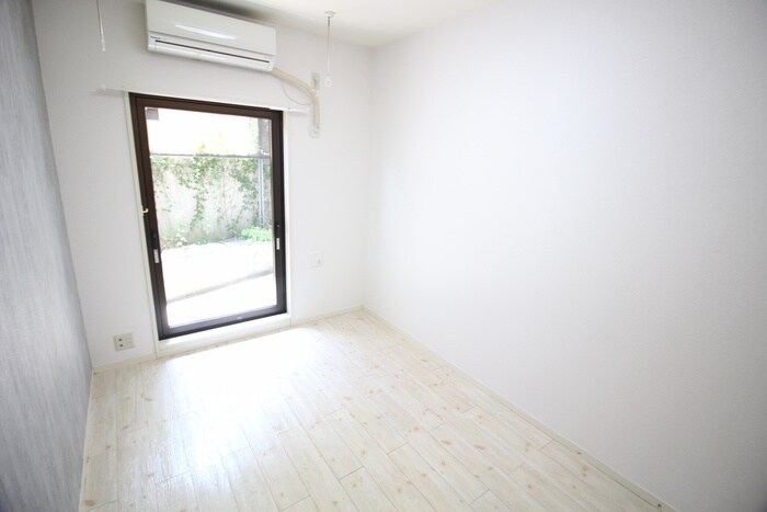 物件内観写真17　(居室)