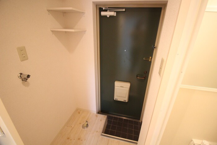 物件内観写真20　(玄関)