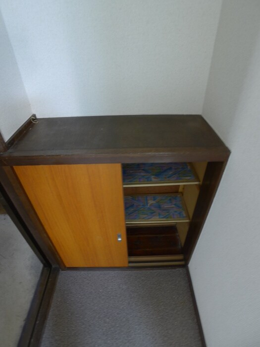 物件内観写真15　(靴箱)