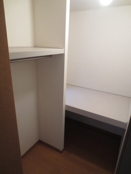 物件内観写真14　(収納)