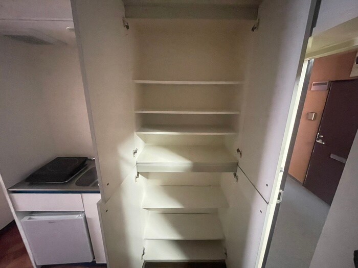 物件内観写真8　(靴箱)