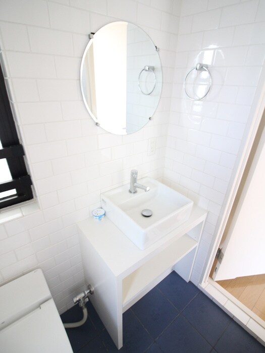 物件内観写真12　(洗面)