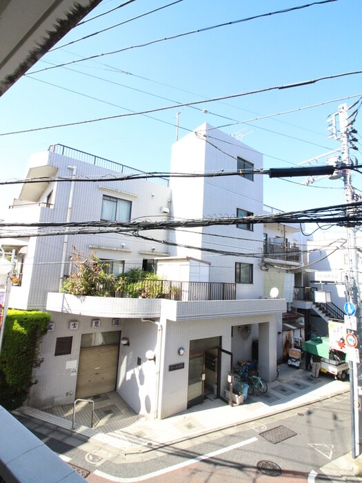 物件内観写真16　(室内からの展望)