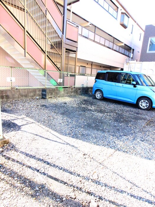 グリーンハイツ浦和の駐車場