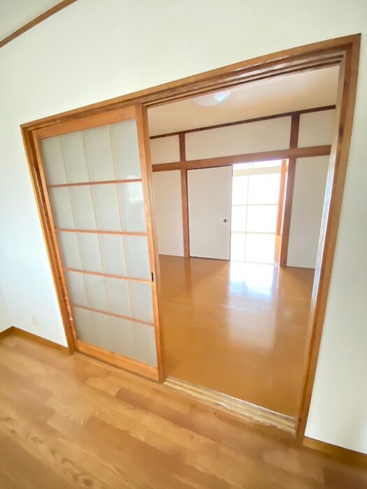 物件内観写真10　(居室)