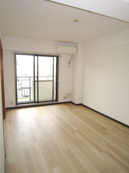 物件内観写真5　(居室)