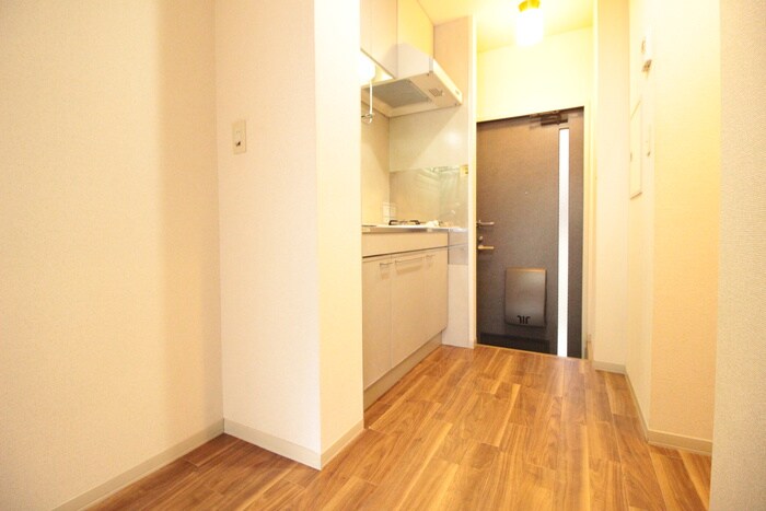 物件内観写真15　(廊下)