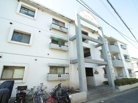 ダイナスティ　マンション外観写真