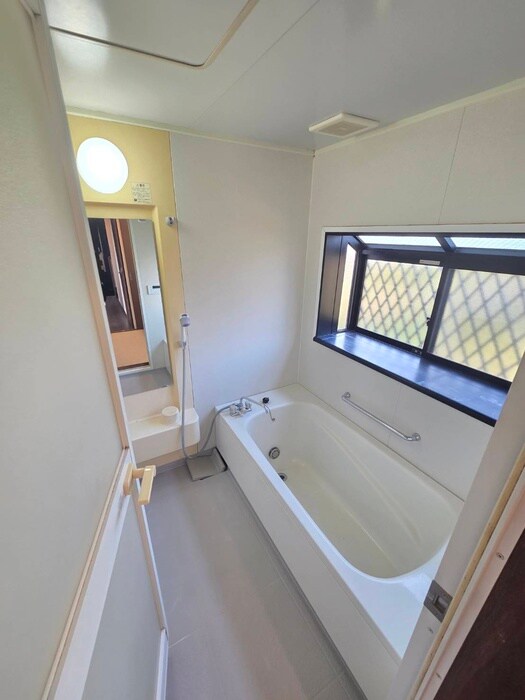 磯部貸家のバス