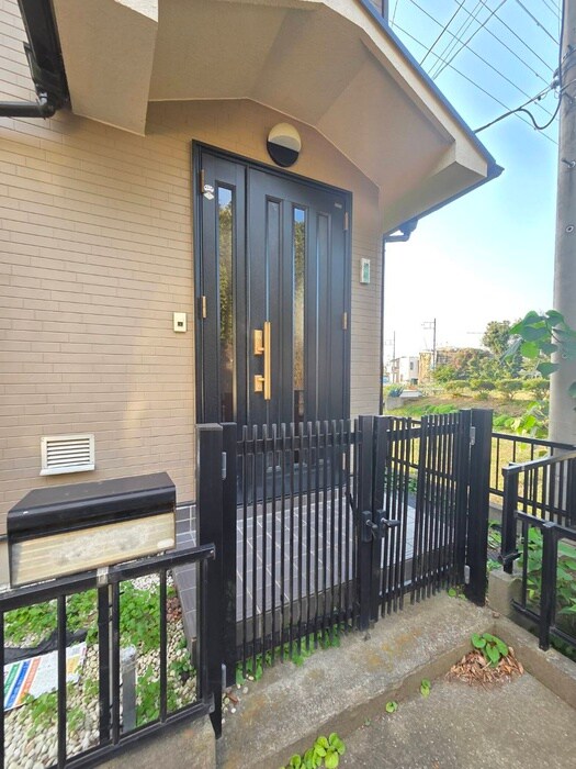 磯部貸家のエントランス部分