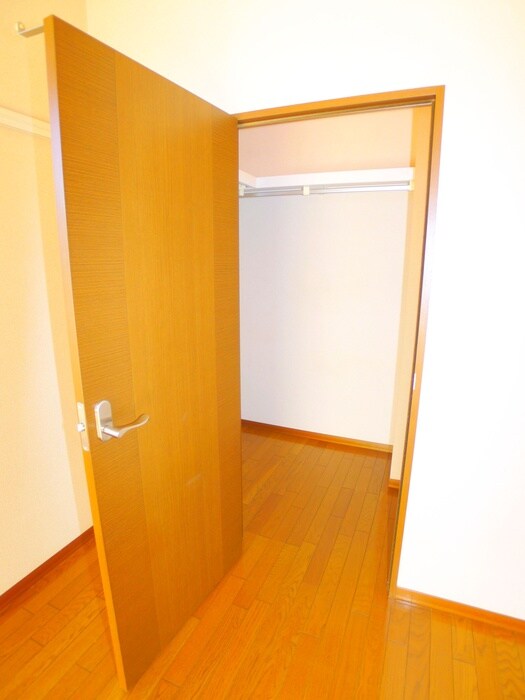 物件内観写真13　(収納)