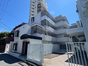 クアルト目白外観写真