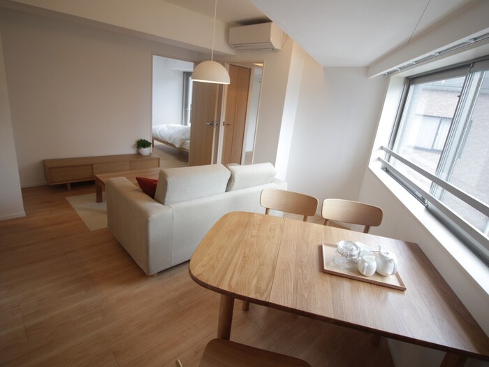 物件内観写真8　(居室)