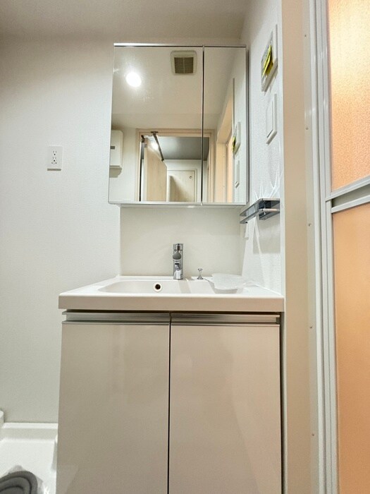 物件内観写真12　(洗面)