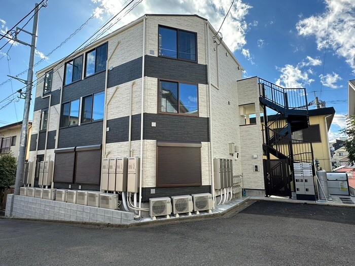 物件外観写真1　(外観写真)