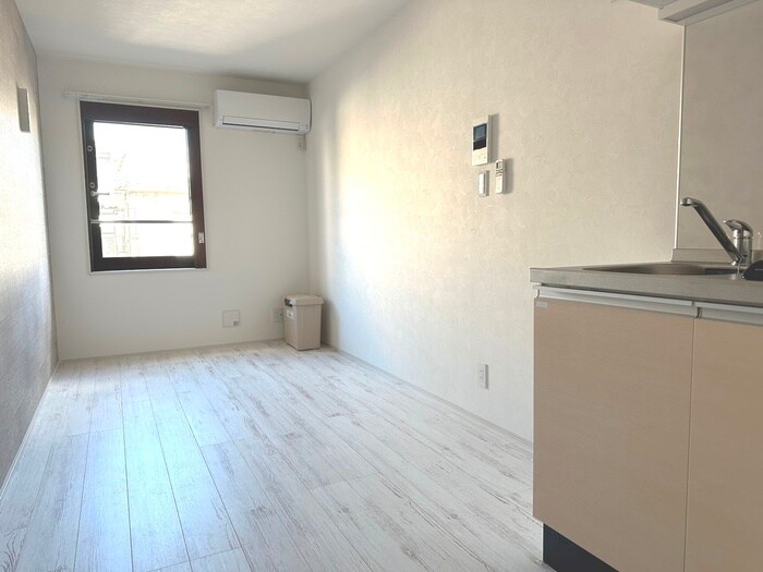 物件内観写真17　(居室)